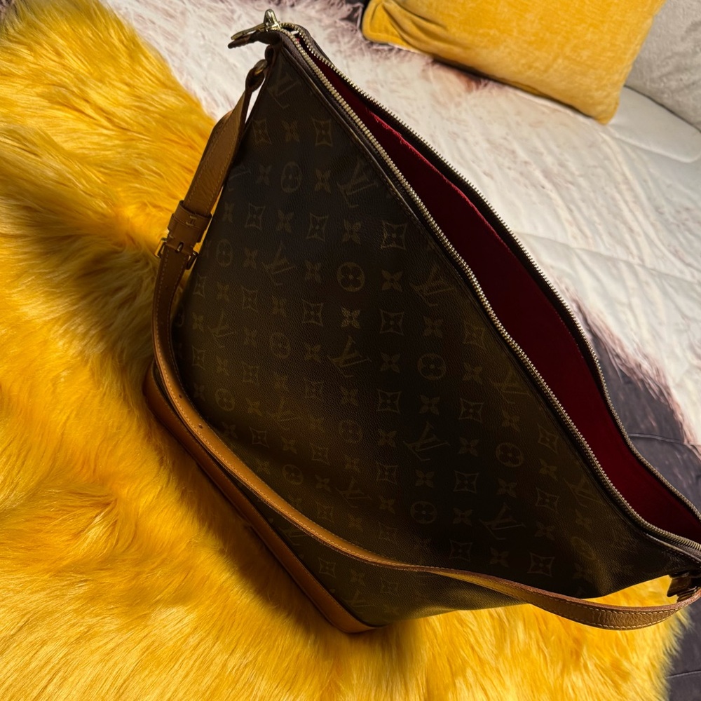 Authentic LV bucket bag